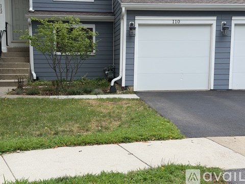 110 Manchester Ct 2 Beds Apartment for Rent