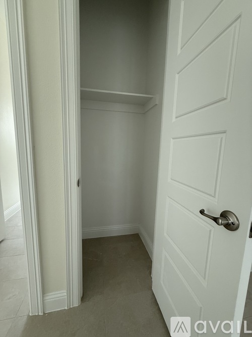 917 East Tucker Street 3 Beds Single Family Home for Rent - Photo gallery 5