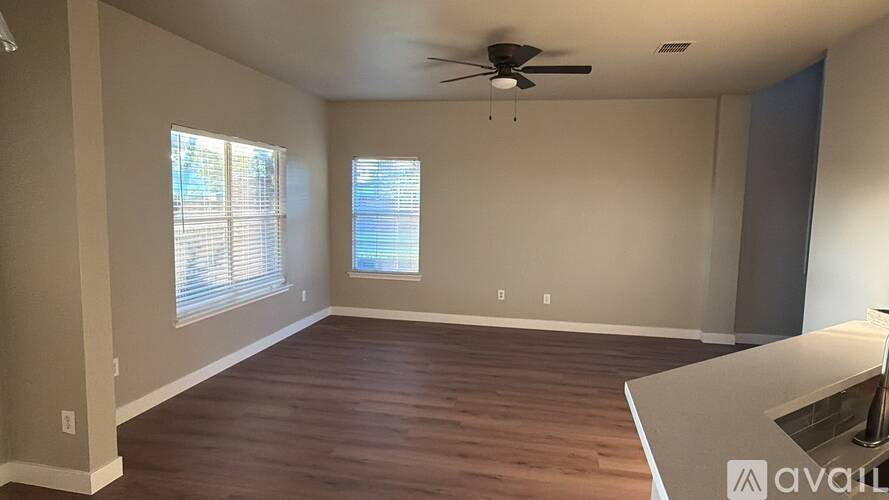 8621 Brunswick Drive 3 Beds Townhouse for Rent - Photo gallery 3