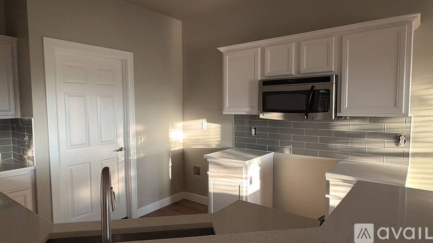 8621 Brunswick Drive 3 Beds Townhouse for Rent - Photo gallery 4