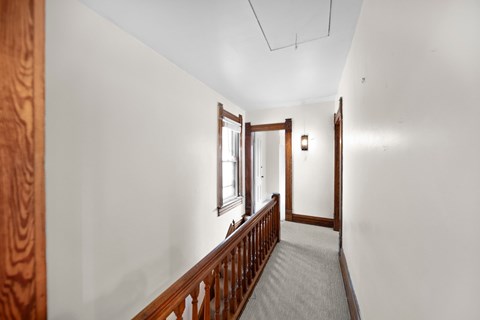 335 W 2Nd Ave 2 Beds Apartment for Rent
