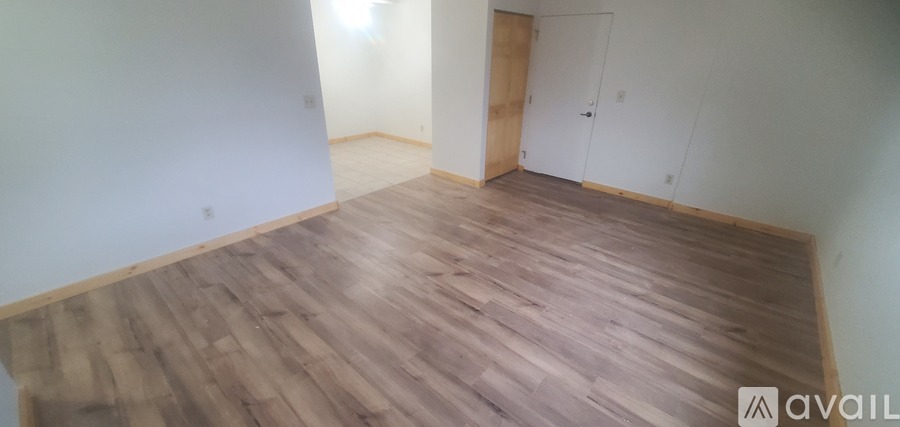 1705 La Cres St 2 Beds Apartment for Rent - Photo gallery 5