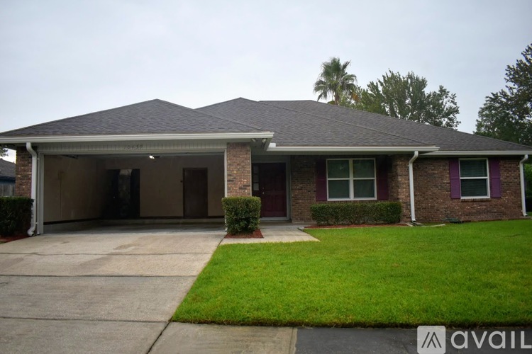 10439 Inverness Dr 3 Beds Single Family Home for Rent - Photo gallery 1