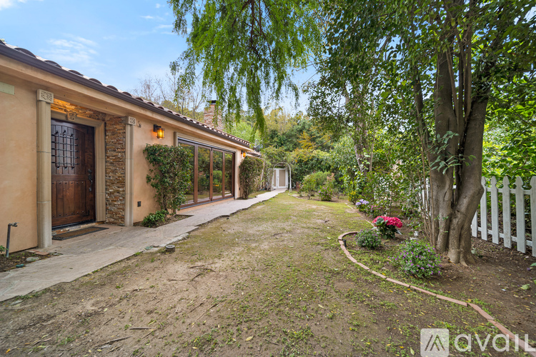 3370 Camino De La Cumbre 3 Beds Single Family Home for Rent - Photo gallery 3