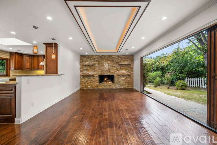 3370 Camino De La Cumbre 3 Beds Single Family Home for Rent - Photo gallery 5