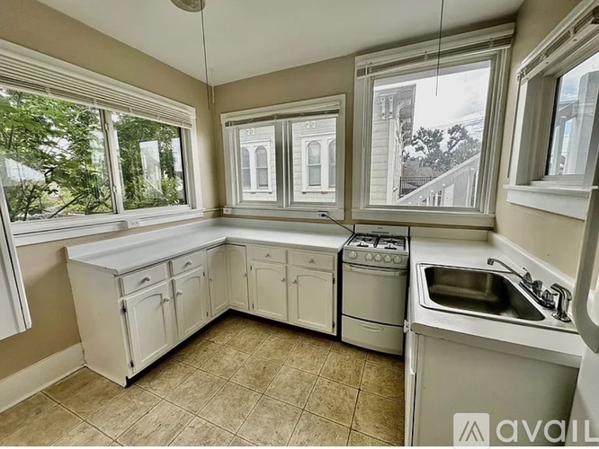 725 N Cascade Ave 2 Beds Apartment for Rent - Photo gallery 4