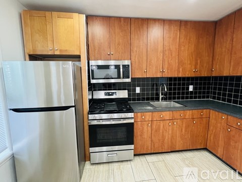 1319 East 35Th St 3 Beds Apartment for Rent