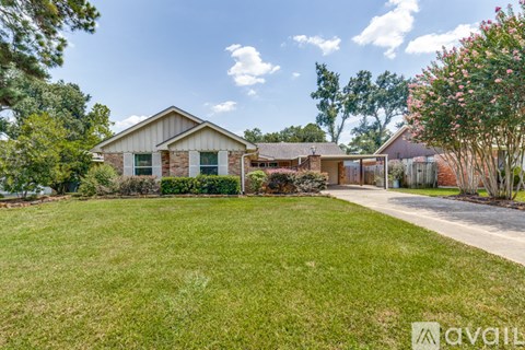 10031 Timberoak Drive 3 Beds Apartment for Rent