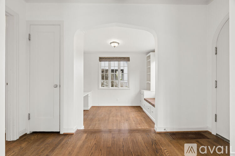 1524 SW Myrtle St 3 Beds Single Family Home for Rent - Photo gallery 3