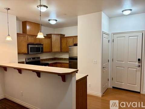 20028 15Th Ave NE 2 Beds Apartment for Rent