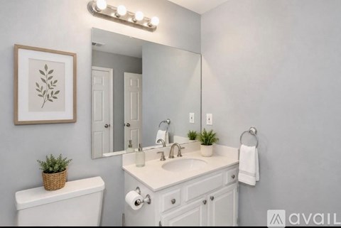 240 South Reynolds Street 1 Apartment for Rent