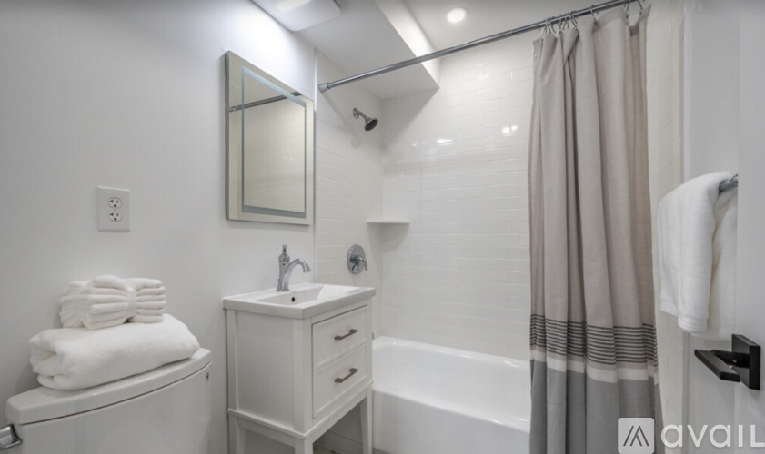 123 Sewall Avenue 2 Beds Condo for Rent - Photo gallery 5