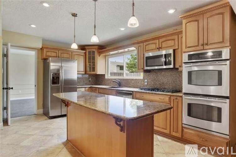 2713 Chinkapin Court 4 Beds Single Family Home for Rent - Photo gallery 5