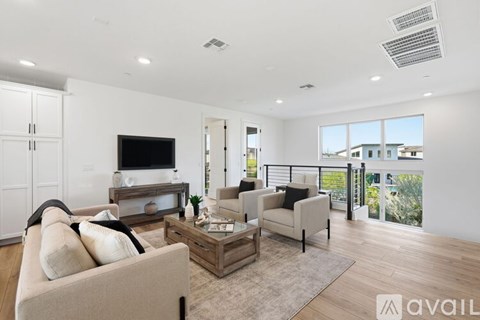 2121 West Sonoran Desert Drive 2 Beds Apartment for Rent