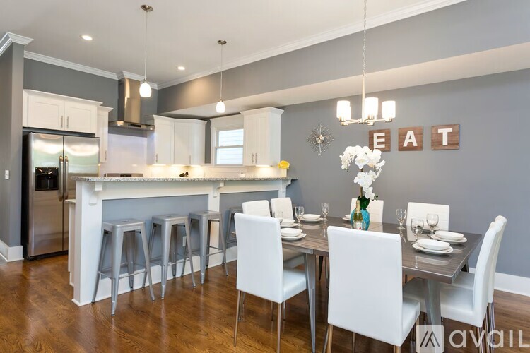1413B Meridian St 4 Beds Single Family Home for Rent - Photo gallery 3