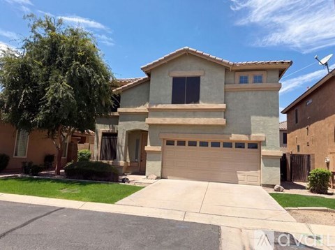 801 S Bedford Dr 4 Beds Apartment for Rent