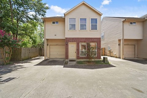 2230 Naomi St 3 Beds Apartment for Rent