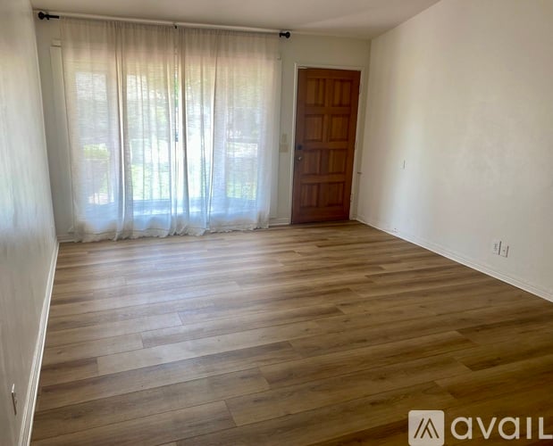 810 S 11th St 3 Beds Single Family Home for Rent - Photo gallery 2