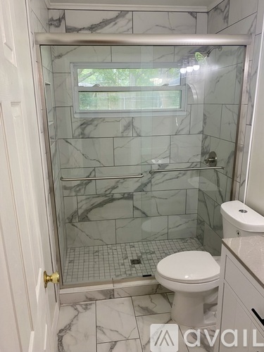 810 S 11th St 3 Beds Single Family Home for Rent - Photo gallery 4