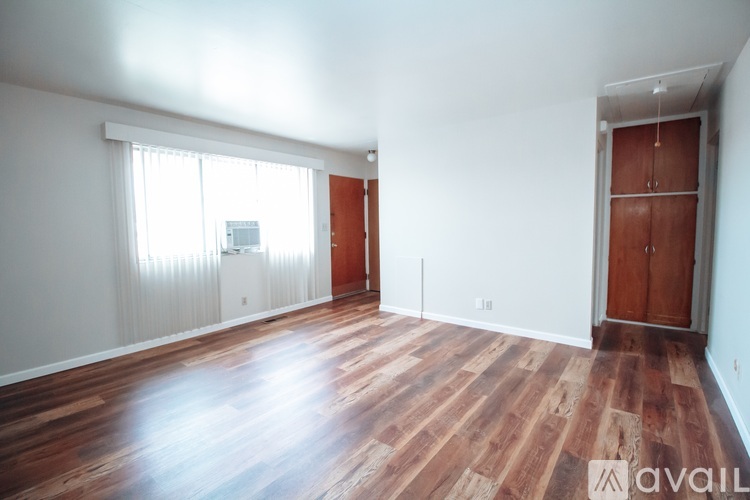 4825 Hill Ave 1 Apartment for Rent - Photo gallery 2