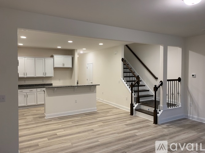 2004 Solana Woods Drive 3 Beds Single Family Home for Rent - Photo gallery 3