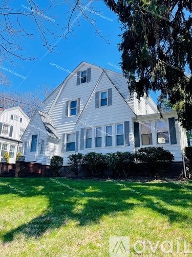 197 Kneeland Rd 4 Beds Apartment for Rent