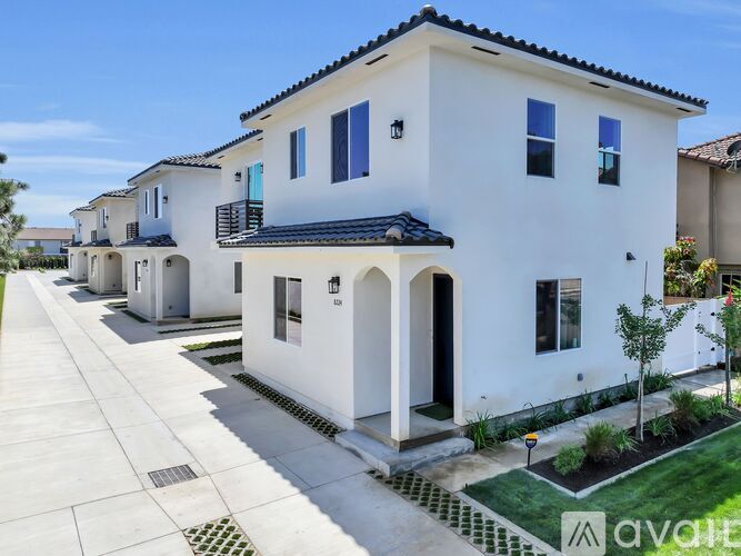 8224 Starr Street 3 Beds Single Family Home for Rent - Photo gallery 1
