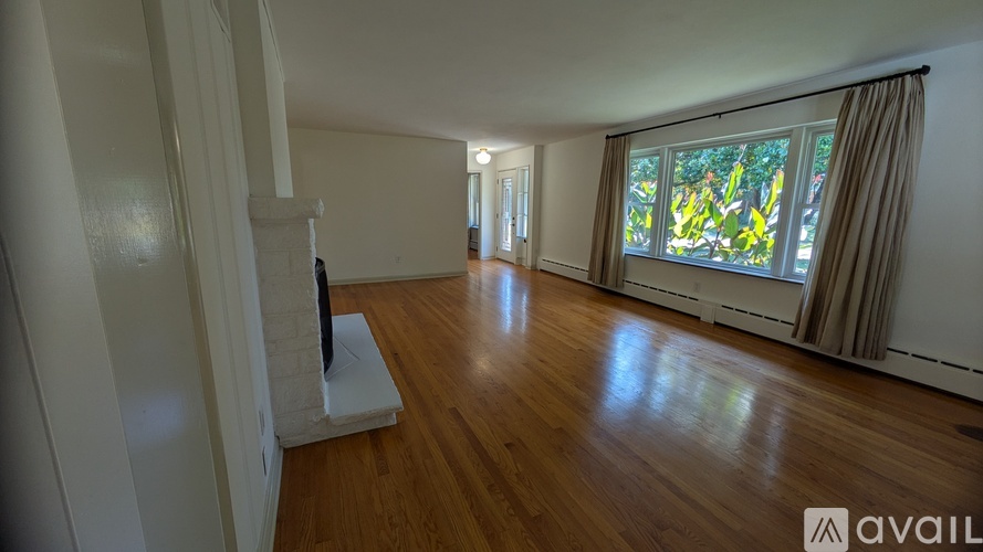 65 Ridgeline Drive 3 Beds Single Family Home for Rent - Photo gallery 4