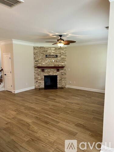 14005 Wyncrest Drive 4 Beds Single Family Home for Rent - Photo gallery 4