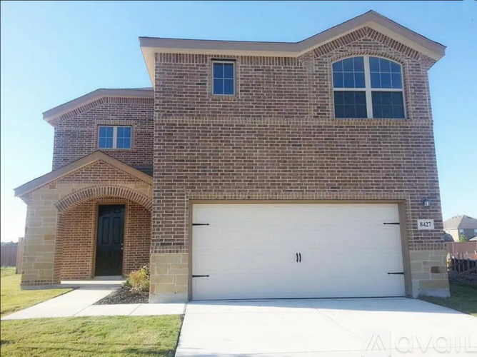 8427 Loska Green 3 Beds Single Family Home for Rent - Photo gallery 2