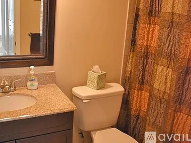 Meadow Lane Northeast 3 Beds Townhouse for Rent - Photo gallery 4