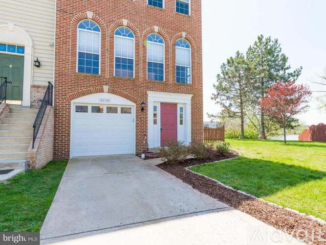 44147 Paget Terrace 3 Beds Townhouse for Rent - Photo gallery 5