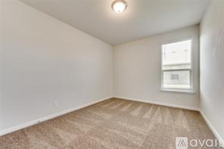 415 Helm Ln 3 Beds Single Family Home for Rent - Photo gallery 4
