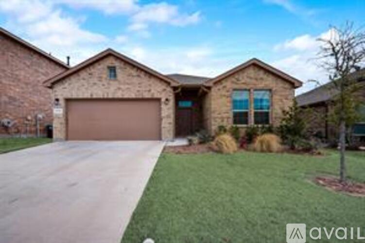 9112 Stormcrow Dr 4 Beds Single Family Home for Rent - Photo gallery 2