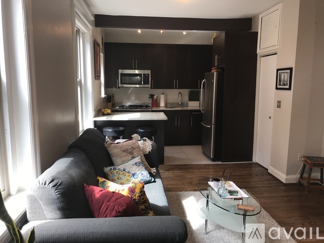 2010 Kalorama Road Northwest 1 Condo for Rent - Photo gallery 2