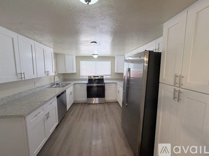 2626 N 70th Pl 3 Beds Single Family Home for Rent - Photo gallery 2