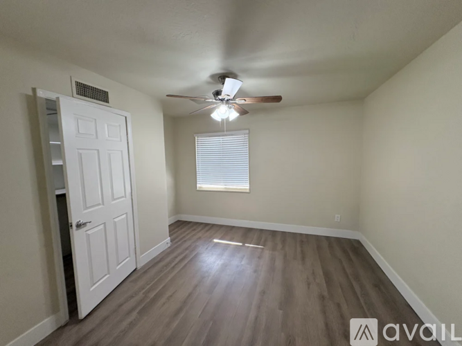2626 N 70th Pl 3 Beds Single Family Home for Rent - Photo gallery 3