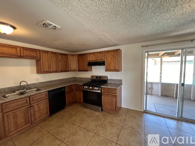 6321 W Monte Vista Rd 3 Beds Single Family Home for Rent - Photo gallery 3