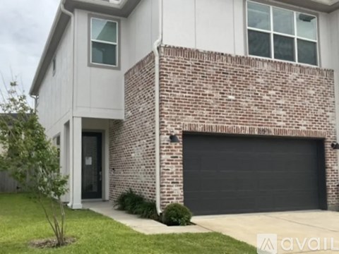 10517 Executive Lake Dr 3 Beds Apartment for Rent