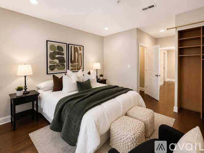1018 13th Street Southeast Unit #2 2 Beds Single Family Home for Rent - Photo gallery 3