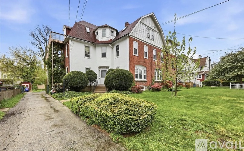 48 East Stewart Avenue 2 Beds Apartment for Rent - Photo gallery 1