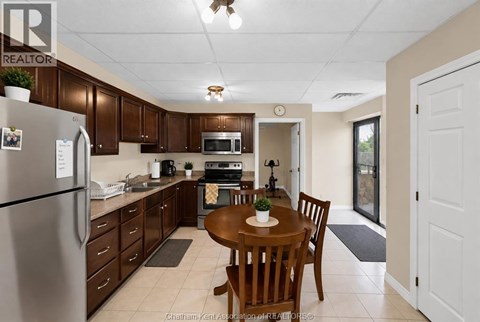 255B William STREET South 2 Beds Apartment for Rent