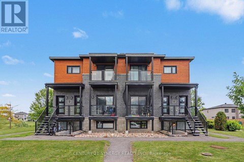 4 - 251 CAPRI AVENUE 2 Beds Apartment for Rent