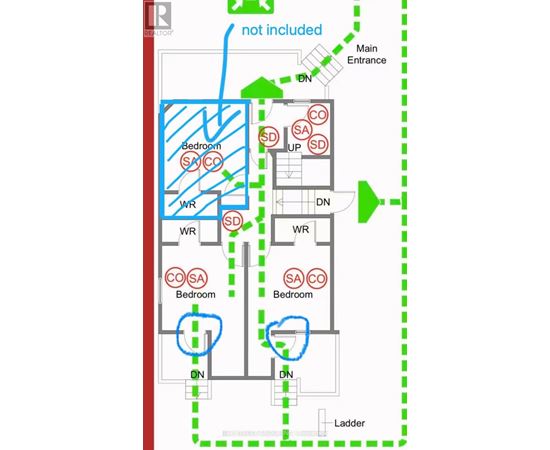 A diagram of a house with the main entrance and bedrooms labeled.