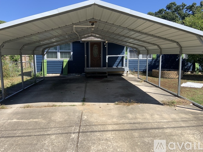 112 Milton Rd 3 Beds Single Family Home for Rent - Photo gallery 2