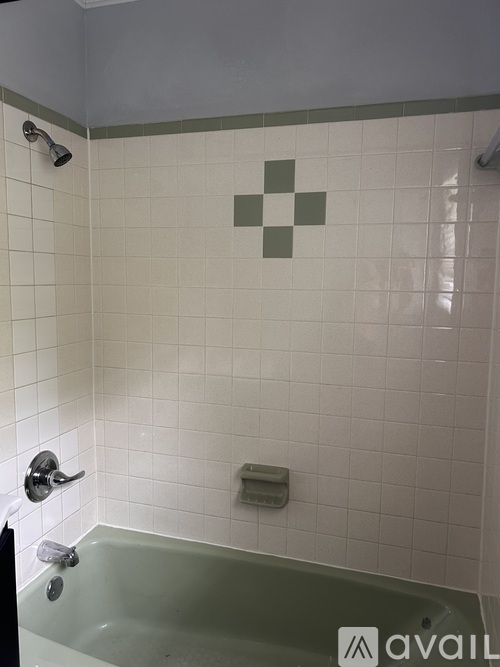 112 Milton Rd 3 Beds Single Family Home for Rent - Photo gallery 2