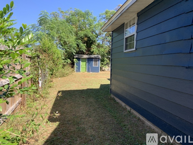 112 Milton Rd 3 Beds Single Family Home for Rent - Photo gallery 4