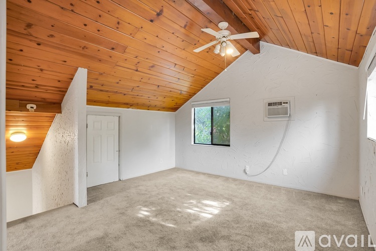 1338 Homestead Avenue 3 Beds Single Family Home for Rent - Photo gallery 3