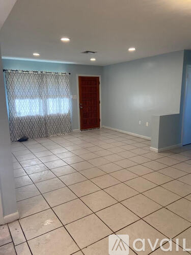 1501 Fuller St 3 Beds Apartment for Rent - Photo gallery 5