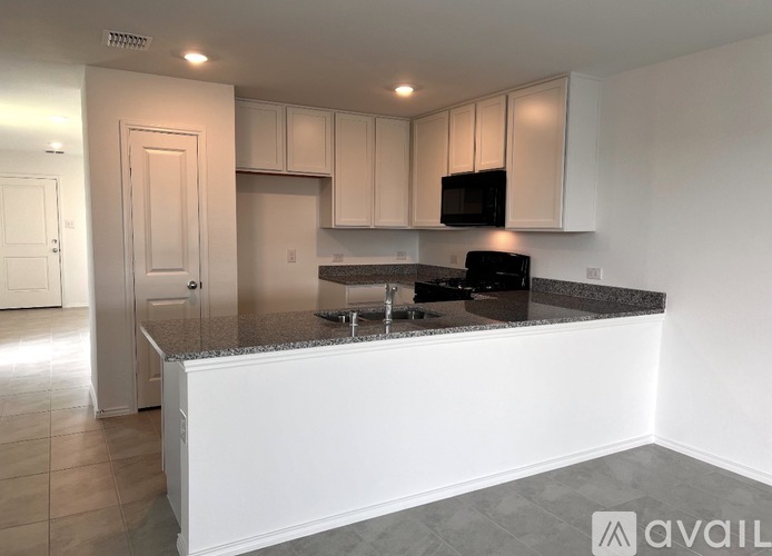9744 Skyhawk Ave 4 Beds Single Family Home for Rent - Photo gallery 3